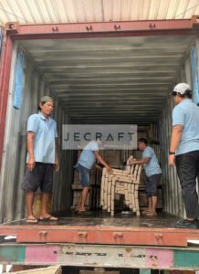 Container Shipment Stuffing 02
